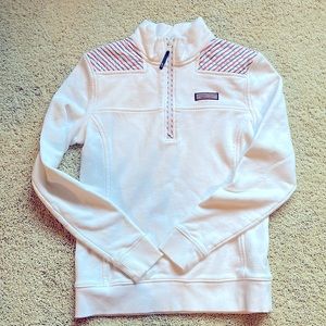 Women’s vineyard vines, half zip white pull over xs American red white blue